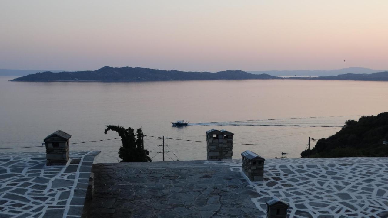 House With Marvelous View Appartement Ouranoupoli Buitenkant foto